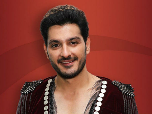 తన కోపంతోనే క్రేజ్..