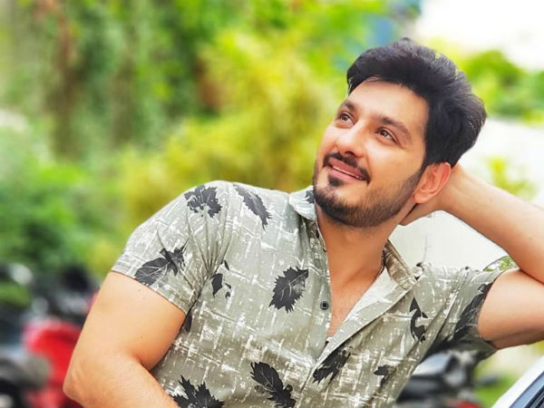 మునుపటి అలీ మిస్..