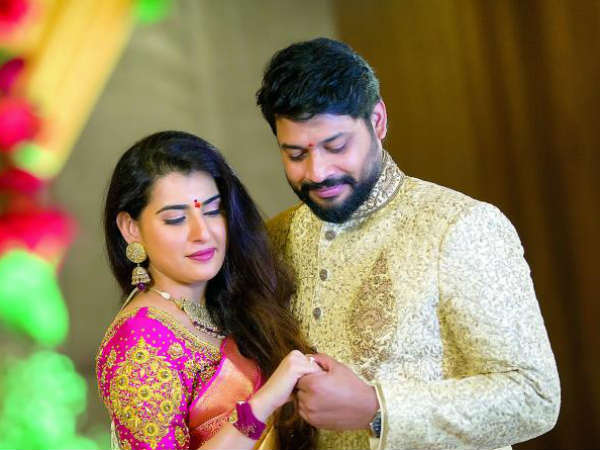 గ్రాండ్ ఎంగేజ్మెంట్...