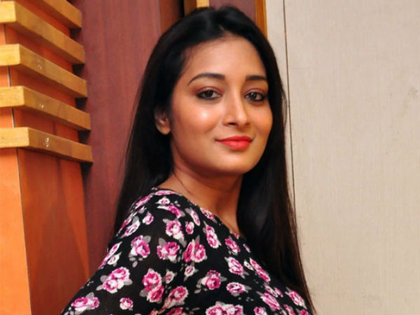అన్నీ బూతులే.. అబ్బో అనేలా