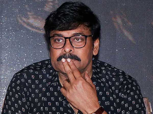 కుష్బూ, జయప్రదలతో డ్యాన్సులు..