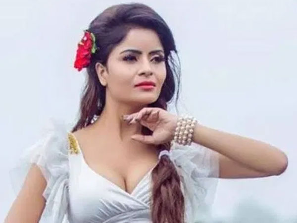 సీరియస్ కండీషన్లో నటి..