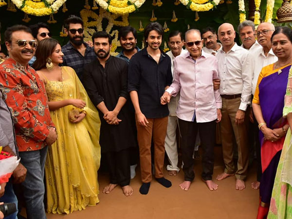 గౌరవ దర్శకత్వం వహించిన కృష్ణ