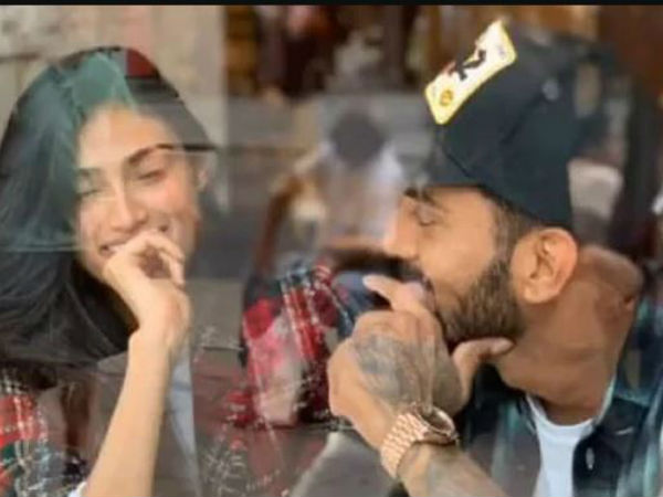 పార్టీలు, పబ్బులు.. క్రికెటర్తో బాలీవుడ్ బ్యూటీ