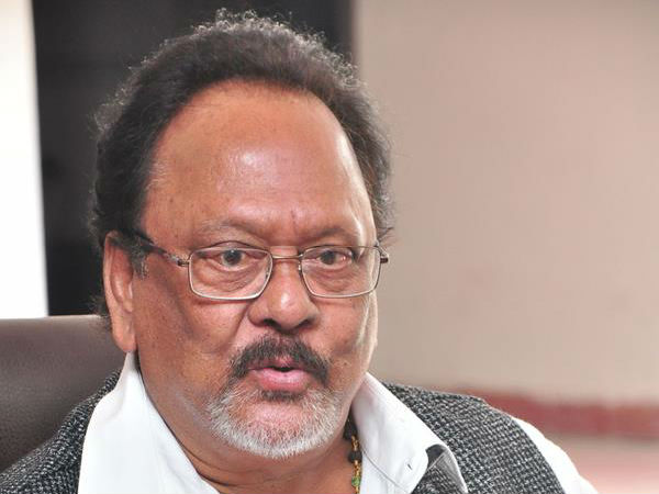 న్యుమోనియా వ్యాధితో..