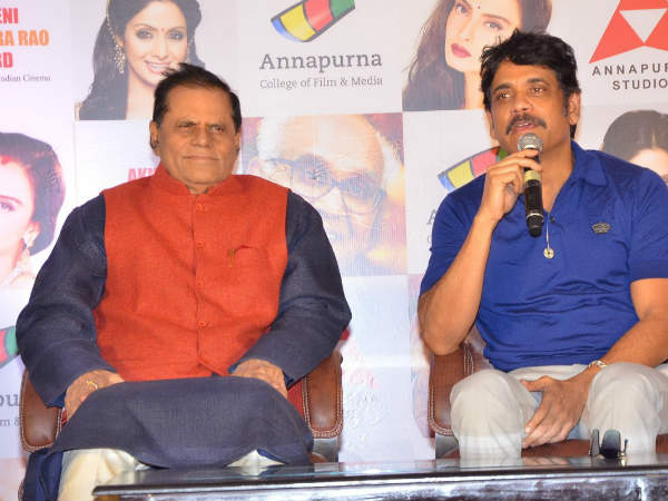 మొదటగా లతా మంగేష్కర్..