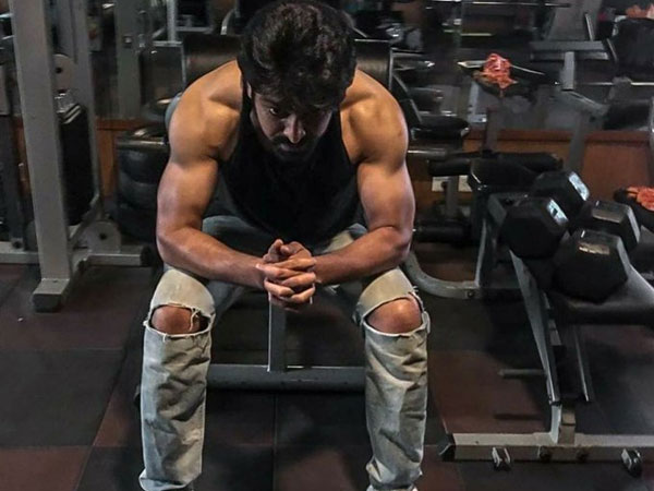 నేటి యువతరానికి కిక్కిచ్చేలా యంగ్ హీరో