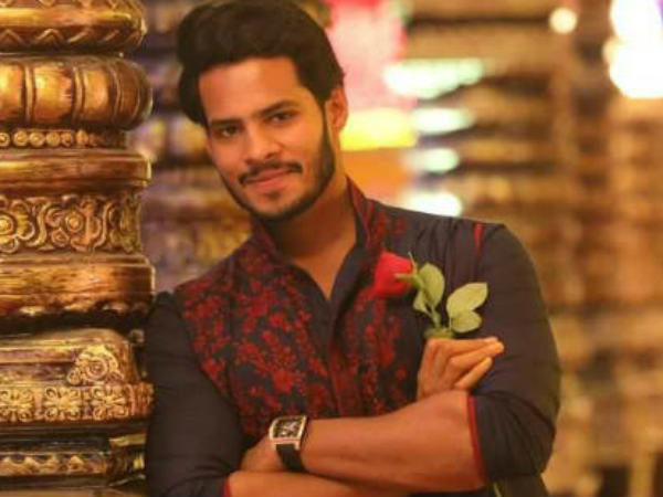మాజీ సీఎం కొడుకుతో అన్నారు