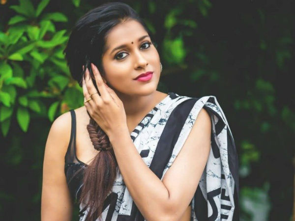 సోషల్ ఫాలోయింగ్ ఎక్కువ.. అందుకే