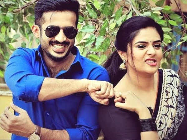 పటాస్ షోతో క్రేజ్..