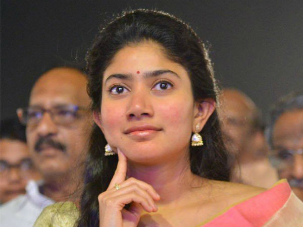 చేతిలో పల్లు ప్రాజెక్ట్స్..
