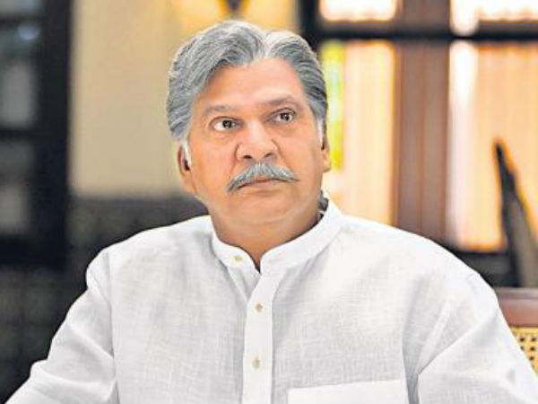 కథలో ట్విస్ట్లు