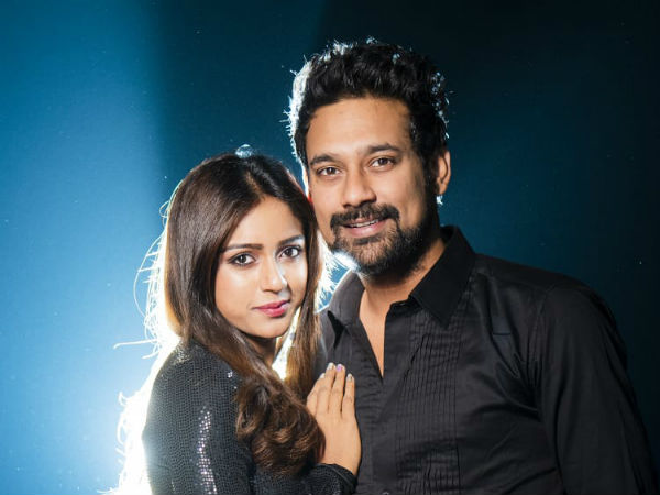 అలా ఆ ఫోటో బయటకు..