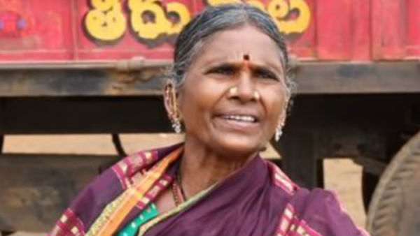 ఎవలు నువ్వు? అంటూ పోజులు
