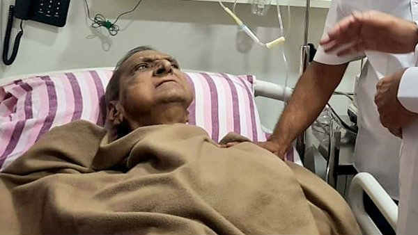 కొద్ది రోజులుగా సినిమాలకు దూరం