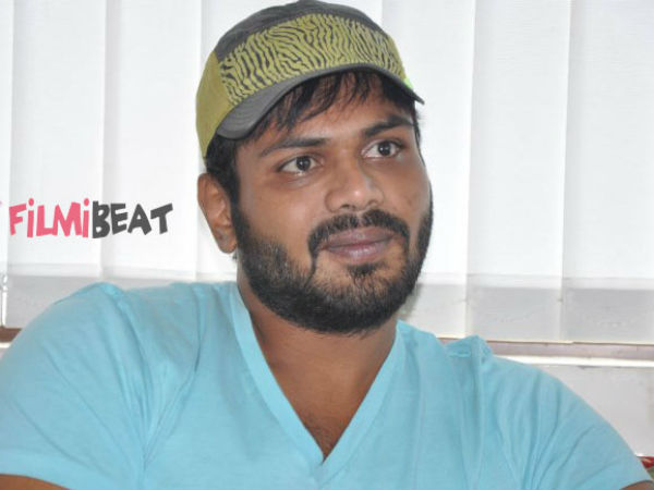 ఇలాంటి సమాజంలోనా మనం జీవించేది? పోలీసుల రక్షణ!