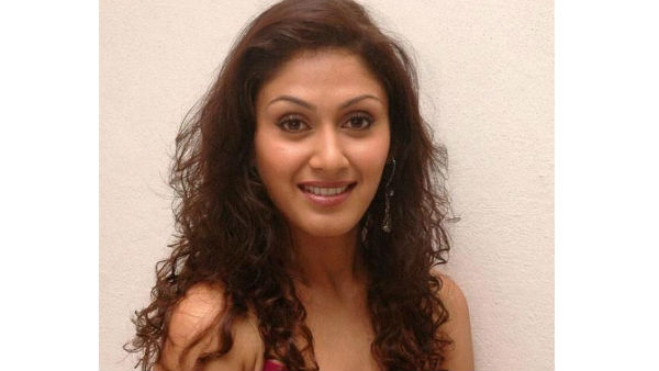 పడక సుఖం అందిస్తేనే అవకాశాలు