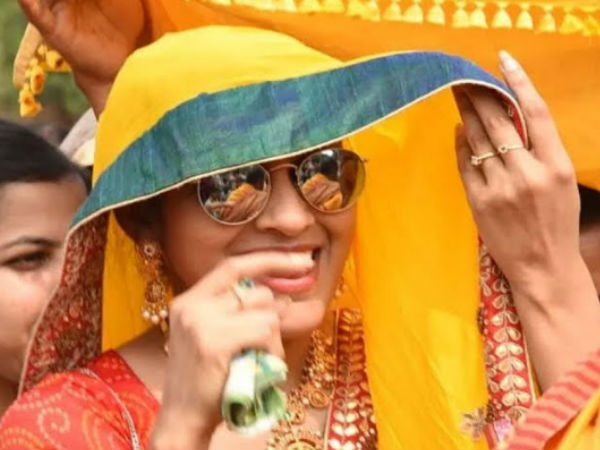 రష్మీ గౌతమ్ చిందులు.. వైరల్ పిక్స్