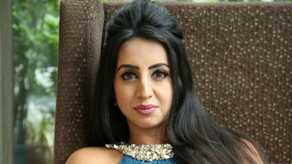 పబ్లో పార్టీ.. సినీ సెలబ్రిటీలు