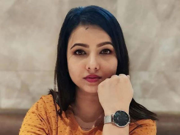 వీడియో లీక్ చేస్తానని