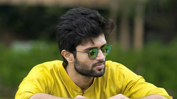 కథలోని పాత్రలు ఒక్కొక్కటిగా తెరపైకి..