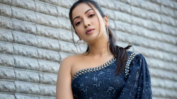 కేథరిన్ని సంప్రదిస్తే.. ఆమె డిమాండ్