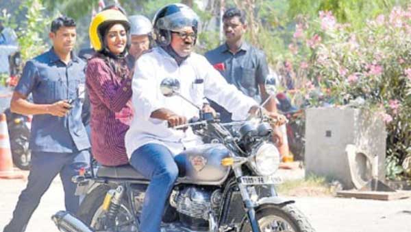 ప్రత్యేక ఆకర్షణ హీరోయిన్ ఈషా రెబ్బా