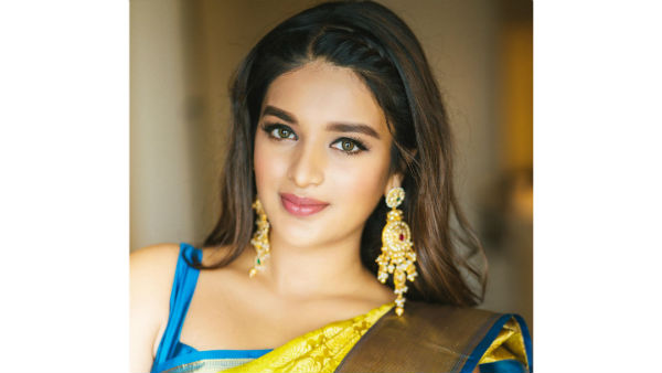 గ్లాస్ డోర్ కిందకు తీసి..