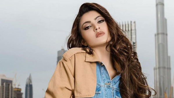 Urvashi Rautela gets trolled by Netizens with the reason of her tweet Urvashi Rautela gets trolled by Netizens with the reason of her tweet