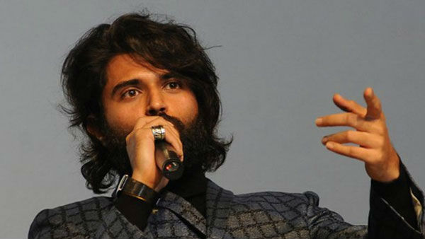 విజయ్ సినిమా నుంచి షాకింగ్ అప్డేట్