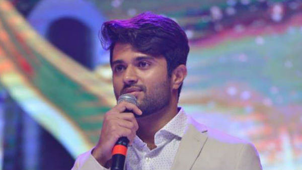 గొప్ప లవర్ అనిపించుకోవాలని ప్రయత్నం