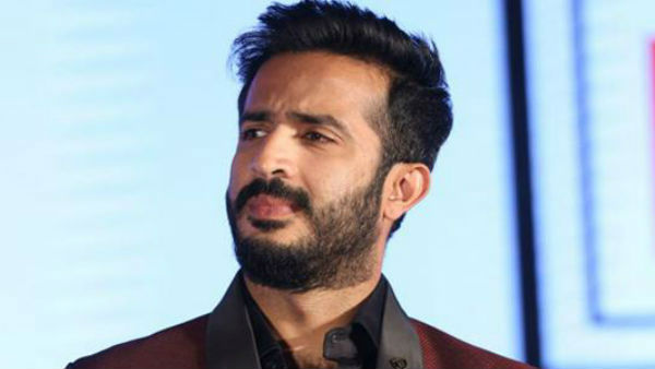 పోలీస్ స్టేషన్ మెట్లు ఎక్కిన యాంకర్ రవి