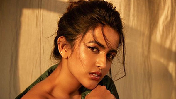 మ్యాడ్ హౌస్తో సత్తా చాటుతున్న నిహారిక