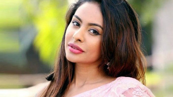 మళ్లీ రెచ్చిపోయిన శ్రీరెడ్డి..