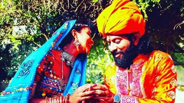 భవిందర్ను ఫాలో కావడం లేదు