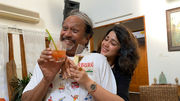 సీనియర్ దర్శకుడితో ప్రైవేట్ పార్టీ..