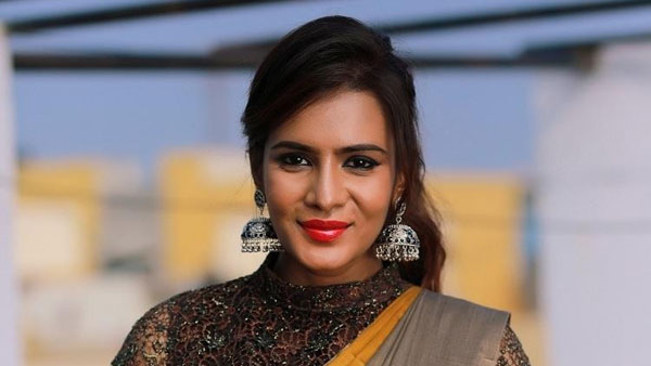 గ్లామర్ షో.. ముందు నుంచీ వివాదాస్పదమే