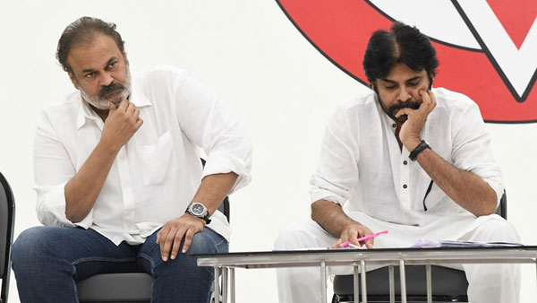 ‘వకీల్ సాబ్'లో మరో మెగా హీరో.. ఒకే ఫ్రేములో ఇద్దరు
