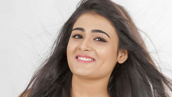 అమ్మడికి ఛాన్సులే ఛాన్సులు అనుకున్నాం.. కానీ