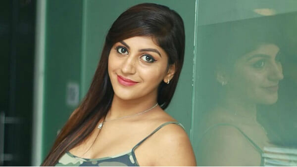యషికా ఆనంద్ కెరీర్