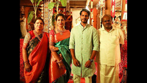 నిఖిల్ పెళ్లిపై స్పష్టీకరణ