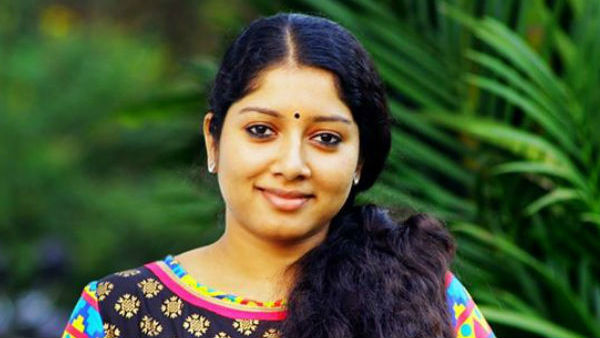 నగ్న చిత్రాలతో హీరోయిన్ అనుమోల్ బ్లాక్ మెయిల్.. ప్రైవేట్ పార్ట్ ఫోటోలు, వీడియోలు లీక్