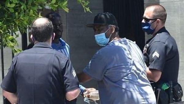 Denzel Washington Helps Common Man From Police Denzel Washington Helps Common Man From Police