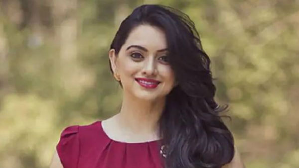 హీరో కూడా మీతో పడుకోవాలా?.. నిర్మాతకు దిమ్మతిరిగే కౌంటర్ ఇచ్చిన హీరోయిన్ శృతి!