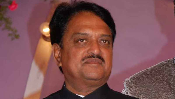 అనేక పదవులు..