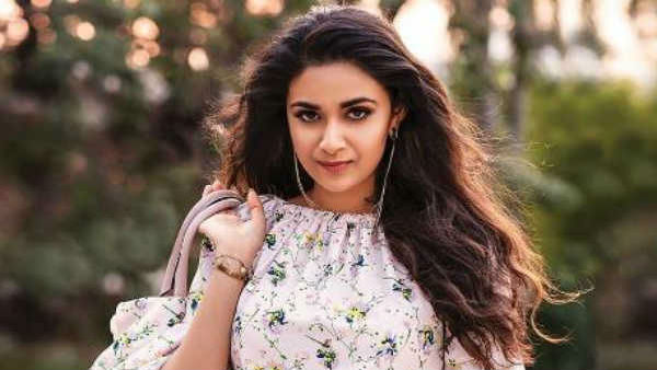 గ్లామార్ గీత దాటకుండా..