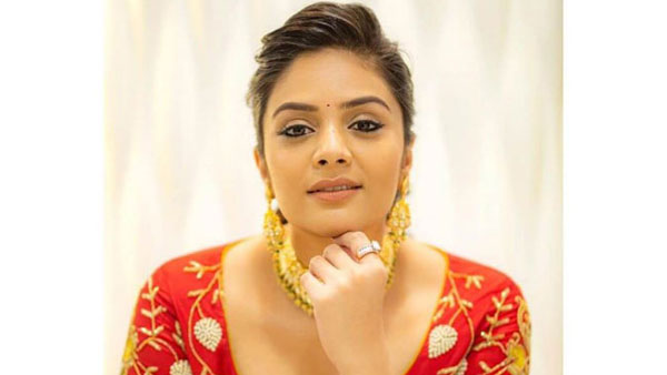 నాకు డాక్లర్లు అందంగా కనిపిస్తున్నారు