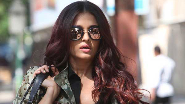 Aish all proud of Husband, took twitter to show some Love Aish all proud of Husband, took twitter to show some Love