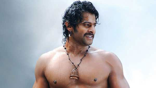 అన్ని రికార్డులు బద్దలు..