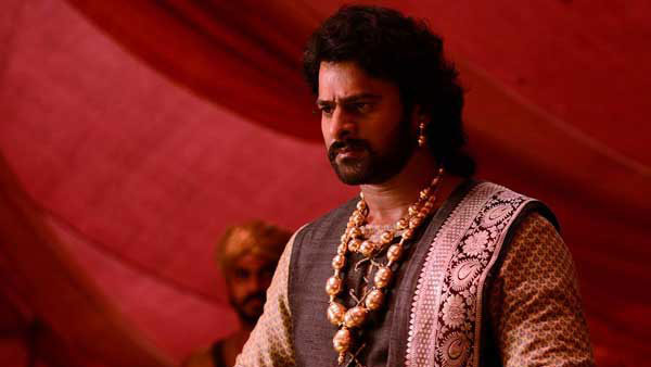 బాక్సాఫీస్పై దాడి..